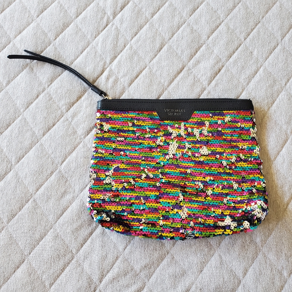 ⭐4/$20 Victoria's Secret Sequins Makeup Bag